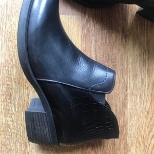 Brand NEW Italian leather shoes- Never worn and fits true to size.